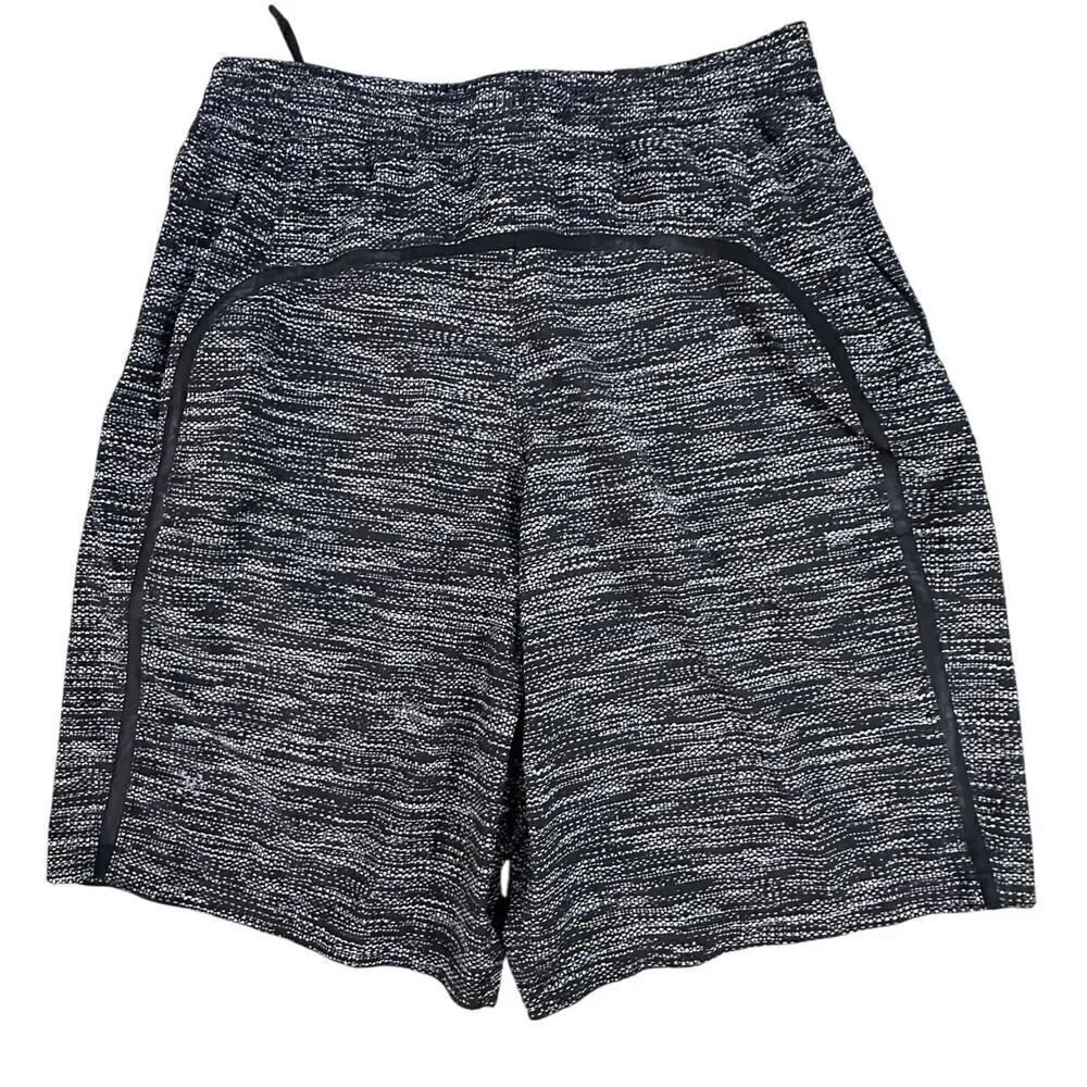 Lululemon Men Medium 9” Pace Breaker Unlined Jacquard Black White Running Shorts